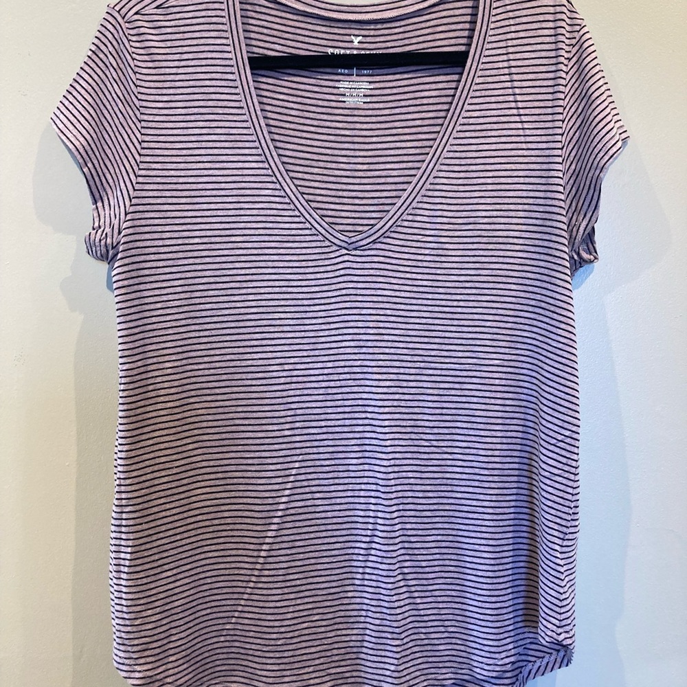 American eagle soft and sexy tee!